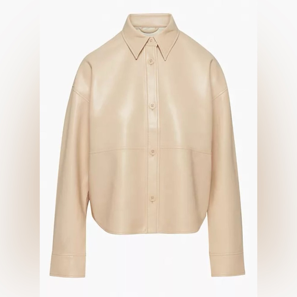 NWOT Aritzia Pelli Hip Shirt Jacket
